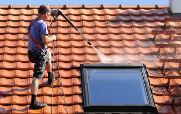 roof cleaning Brynrefail